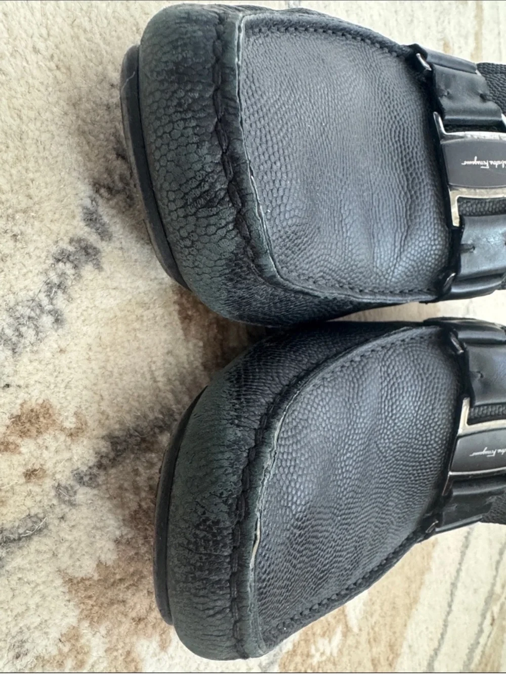 Salvatore Ferragamo Mens Black Leather Pebbled Gancini Loafers 12 w/ Dust Bags⁠